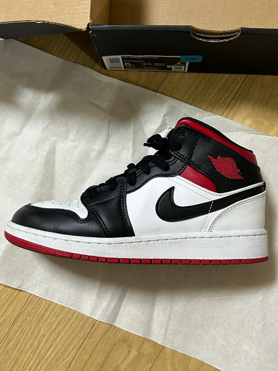 나이키 에어 조던(AIR JORDAN 1 MID-GS) 상품이미지6