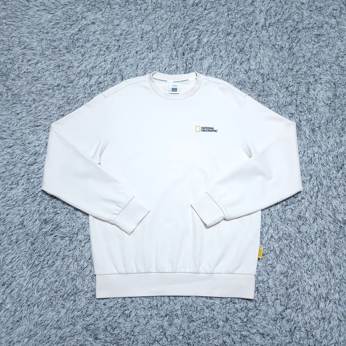 내셔널지오그래픽) M 남자 베이지 맨투맨티셔츠 / 왕눈이샵 상품이미지1