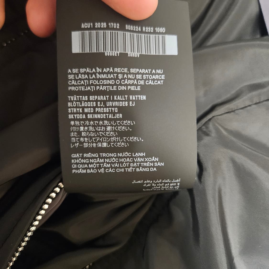 [새상품] 25f 프라다 리나일론 패딩 자켓 블랙 50사이즈 상품이미지10