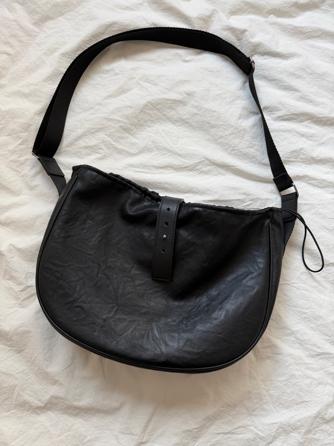 해칭룸 웨이비백 미들 사이즈 레더 블랙 상품이미지2