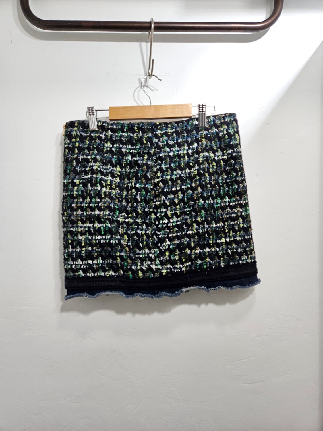 McGinn 트위드 미니스커트 밑단 데님 포인트 상품이미지1