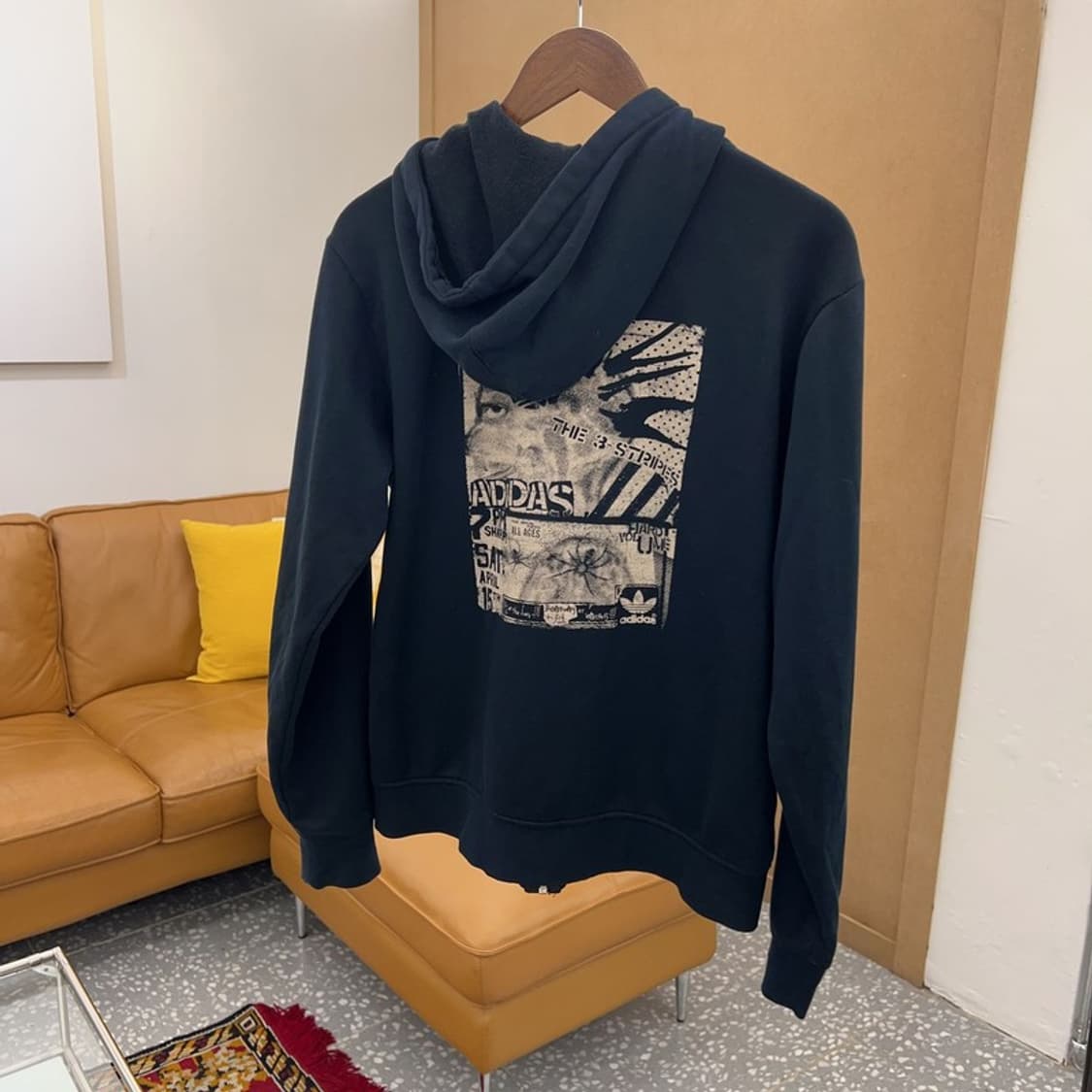 아디다스 흑탭 백프린팅 후드집업 90 C05272  상품이미지2