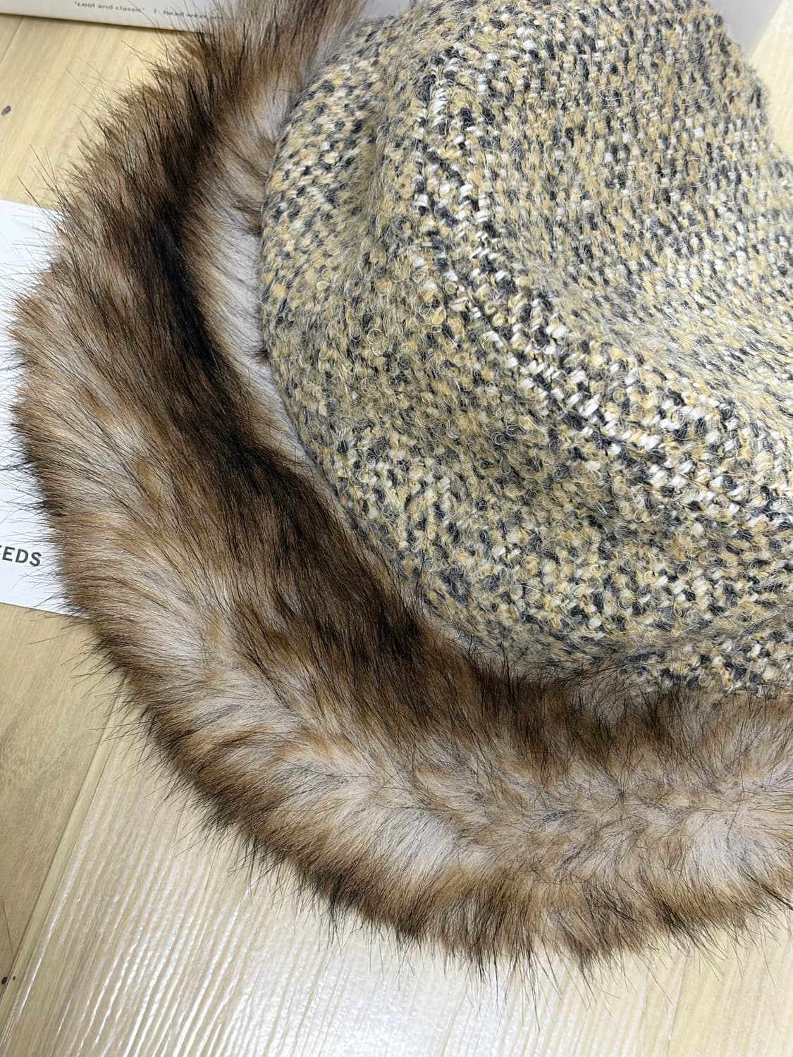 어썸니즈 BELLBOY CAP_FUR BEIGE 상품이미지3