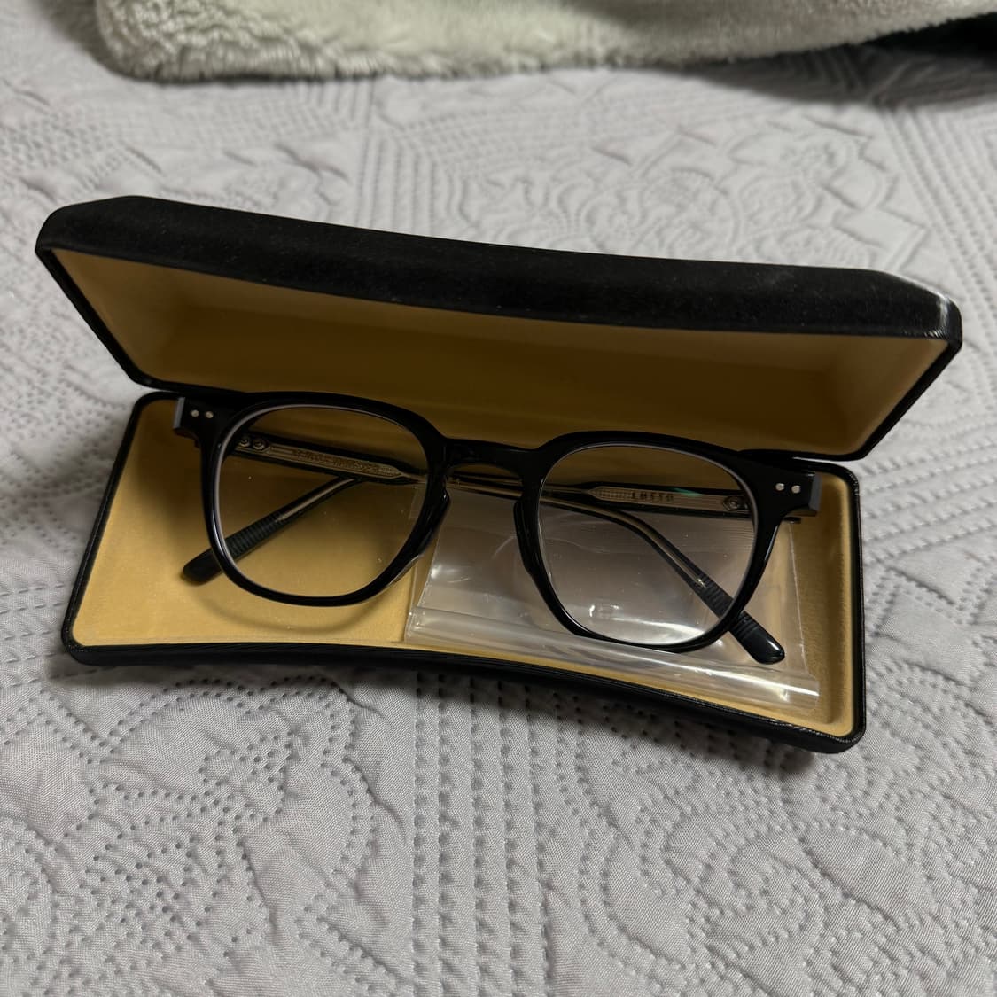 젠틀몬스터 루토 시리즈 S 안경 상품이미지1