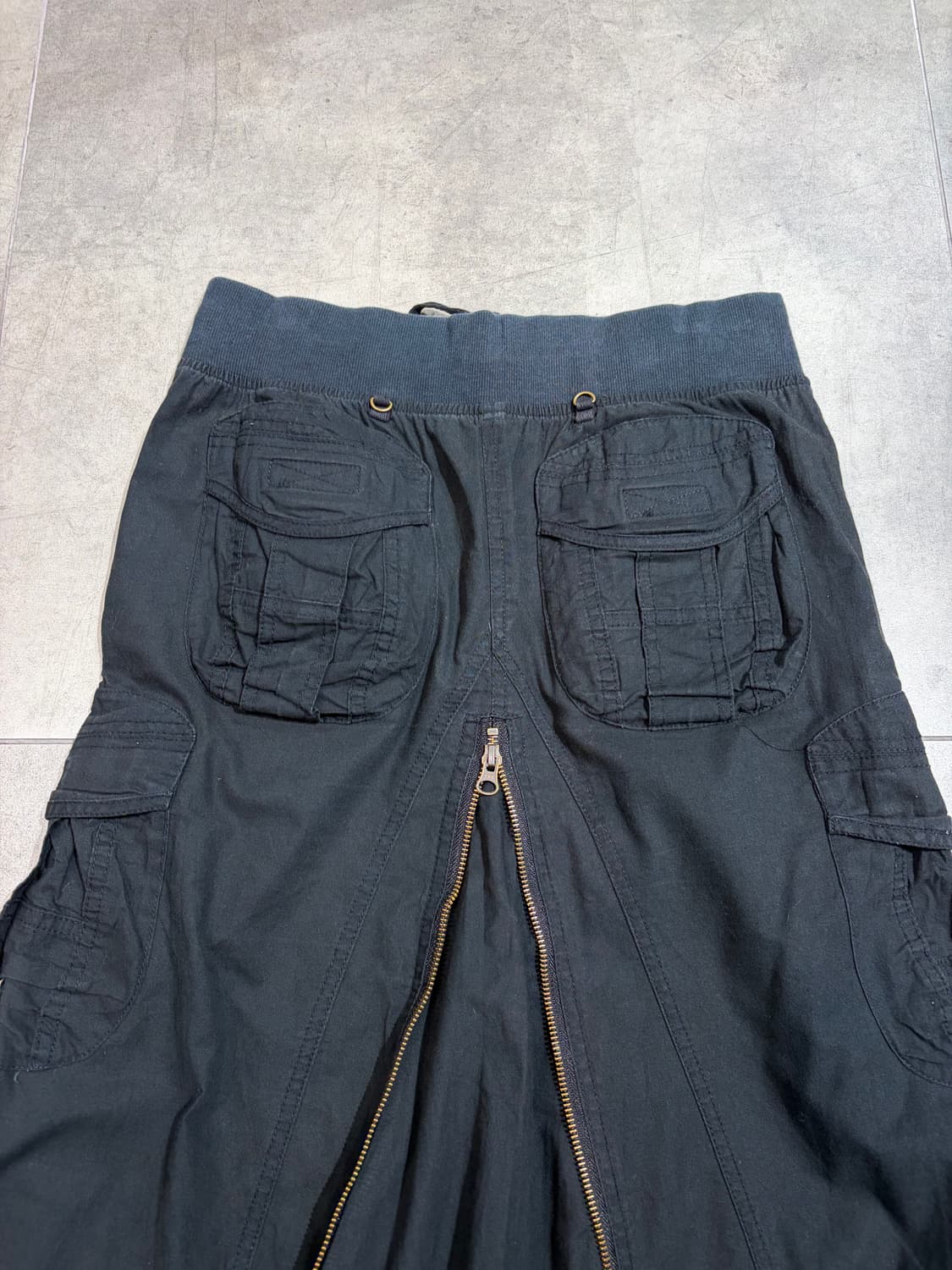 고아맛 goa 지퍼 디테일 카고 스커트 상품이미지6