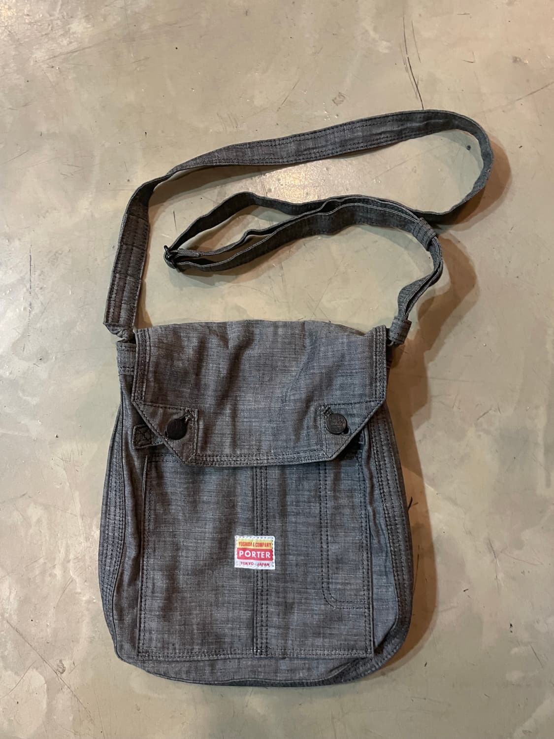 요시다 포터 70주년 기념 리버시블 크로스백 상품이미지3