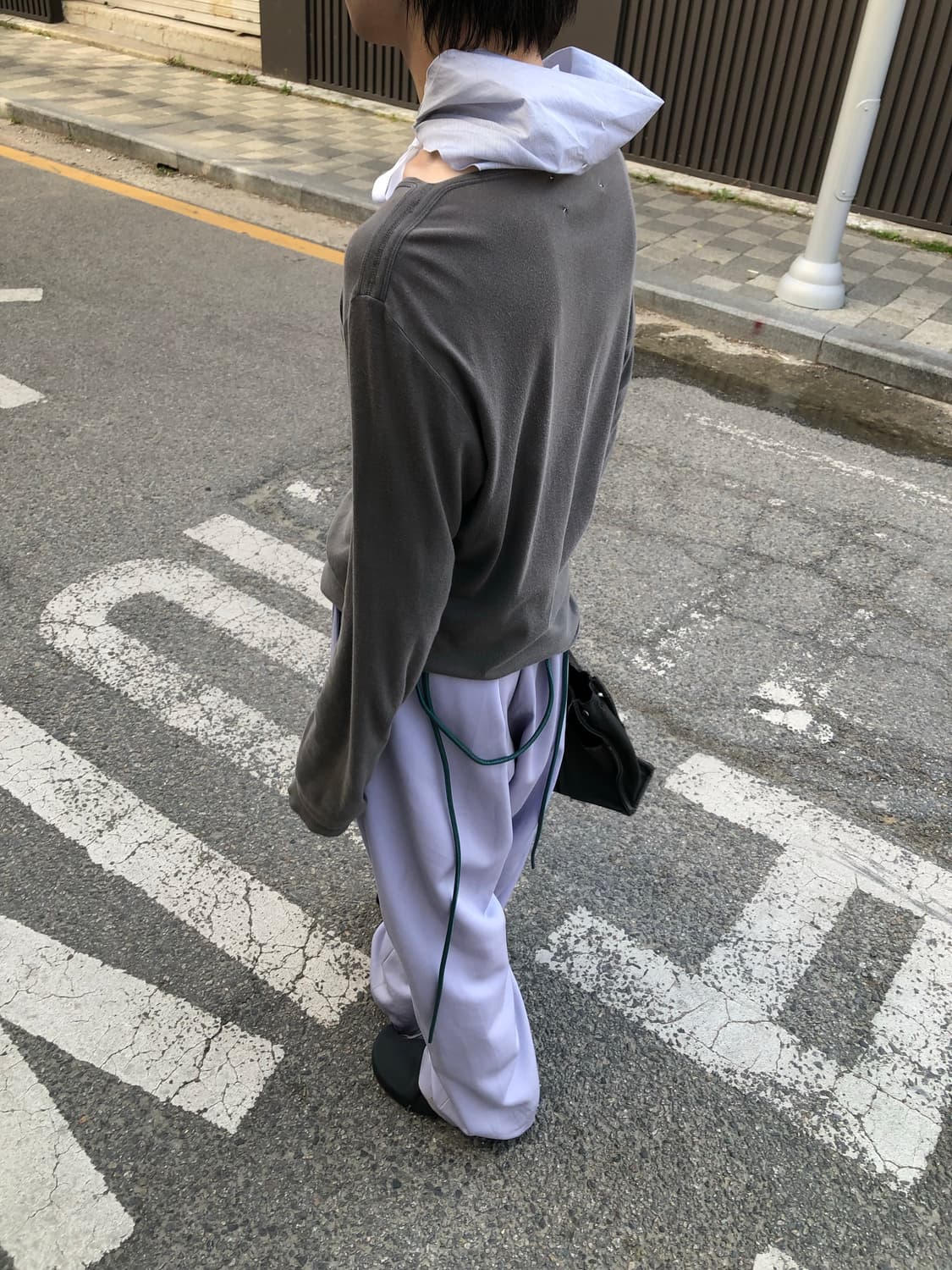 아론애쉬 22aw 타이드 스트랩 팬츠 상품이미지4