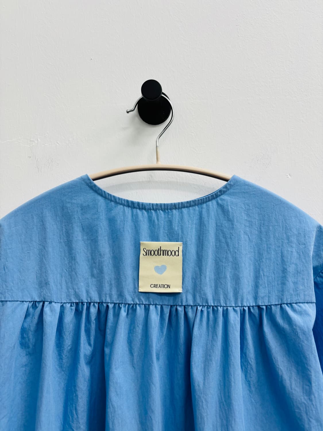 스무드무드 Smoothmood 핀턱 볼륨 셔츠 상품이미지4