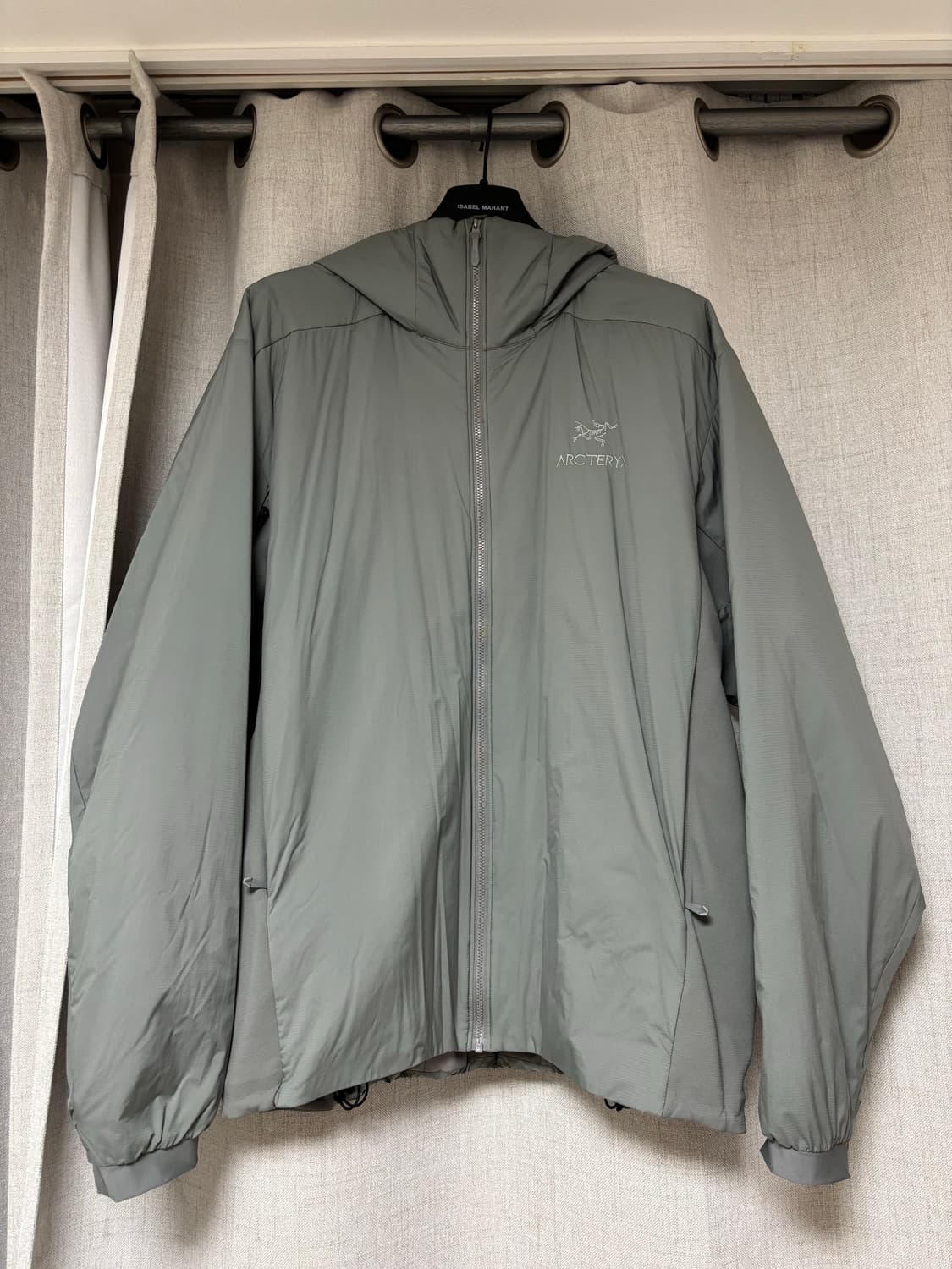 아크테릭스 아톰 LT 후디 보이드 상품이미지1