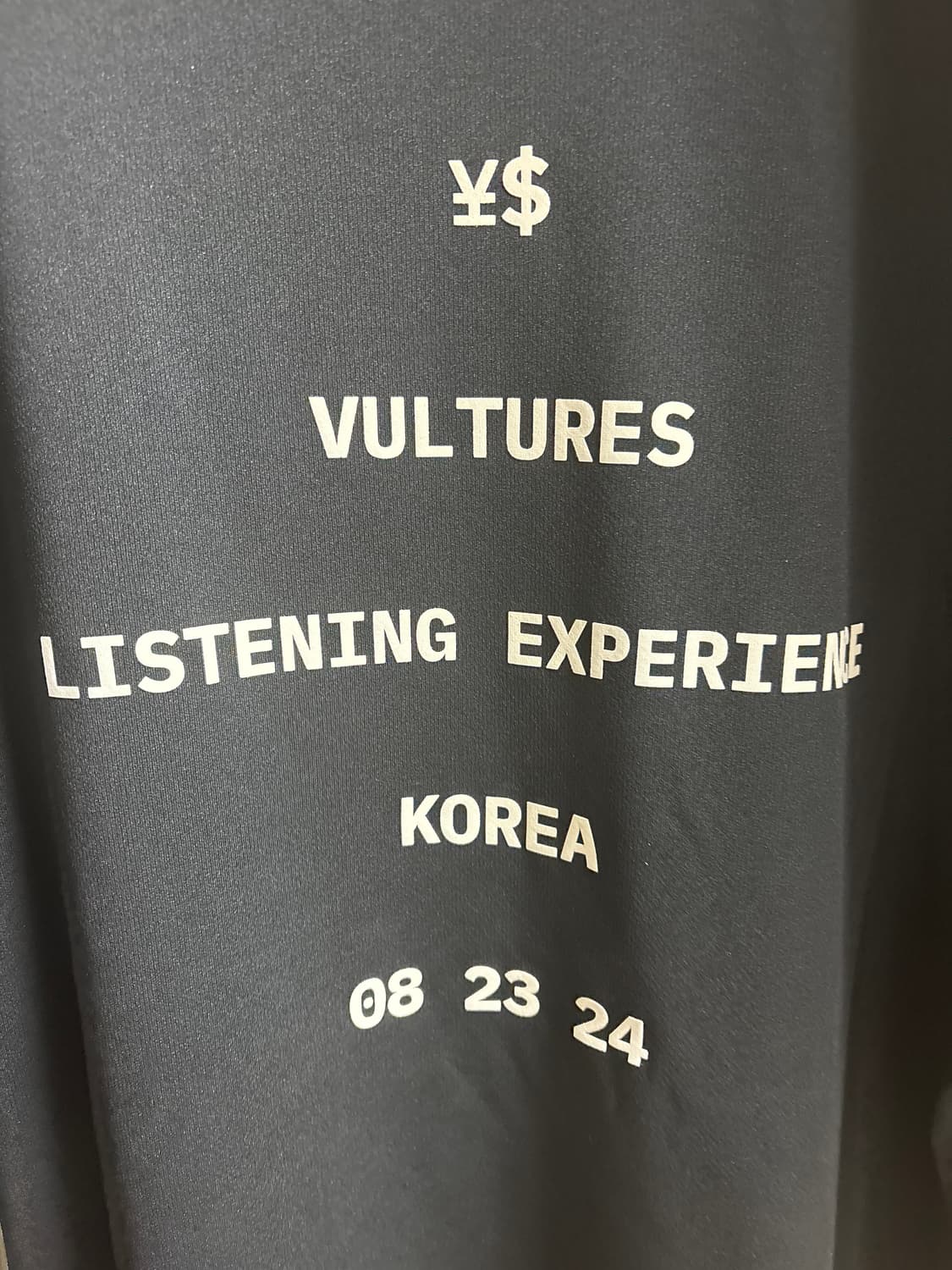 칸예웨스트 스태프 티셔츠  상품이미지1