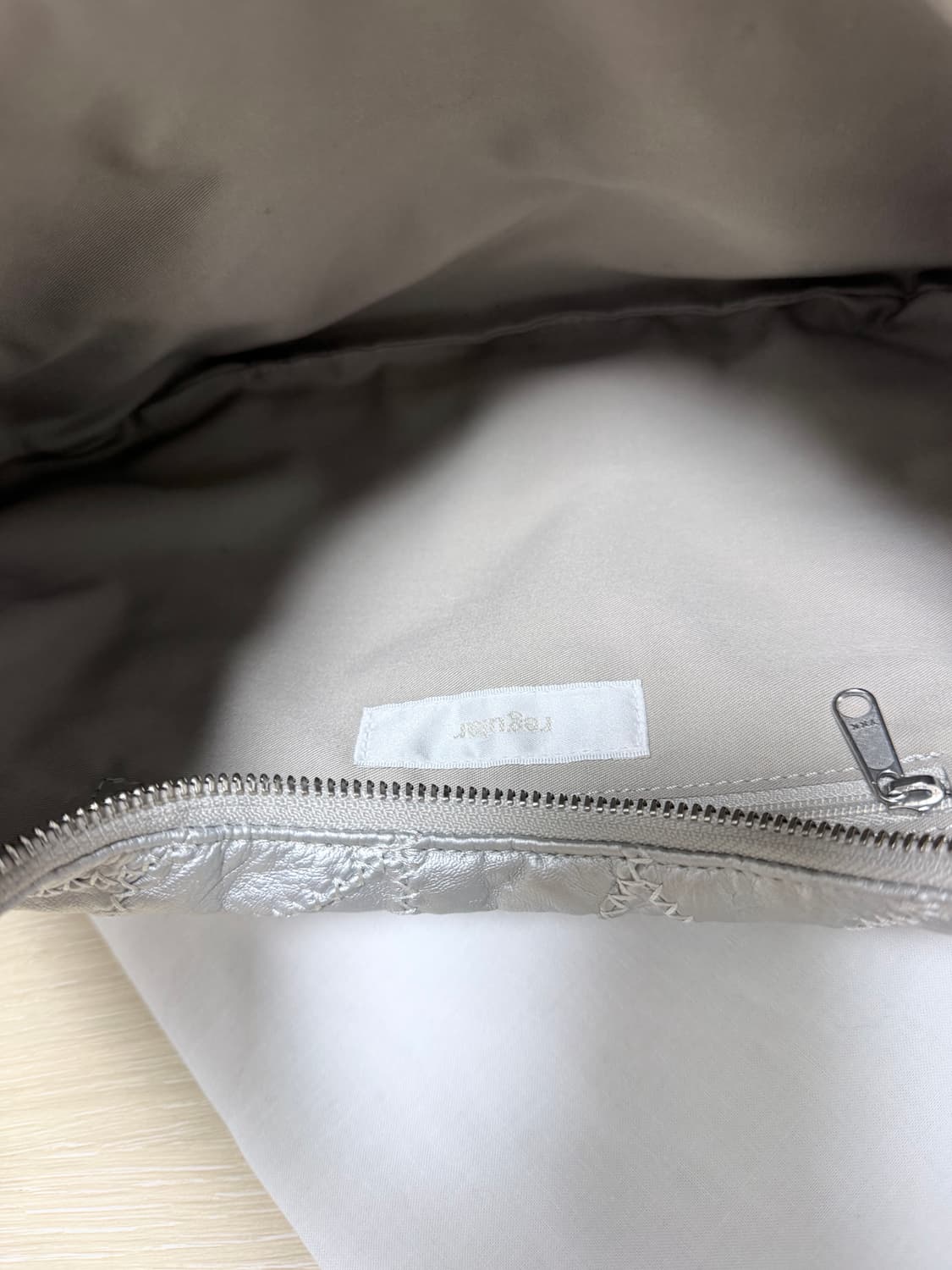 레귤러 호보백 실버 상품이미지2