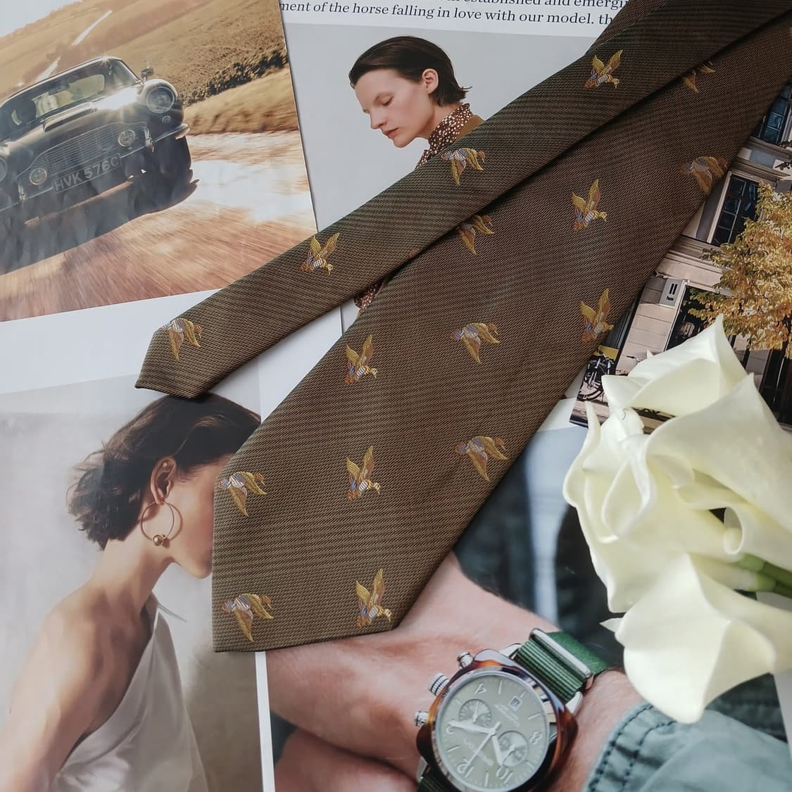 아쿠아스큐텀 실크 버드 자수 넥타이 10.1cm A등급 A18893
 상품이미지3