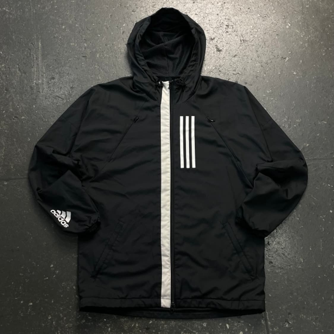 100 아디다스 바람막이 상품이미지1