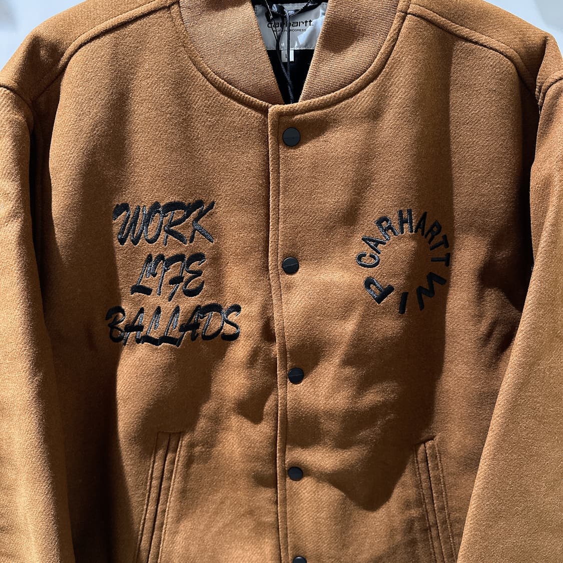 (정품/새상품) CARHARTT 칼하트 남성 브라운 워크 바시티 봄버 상품이미지2