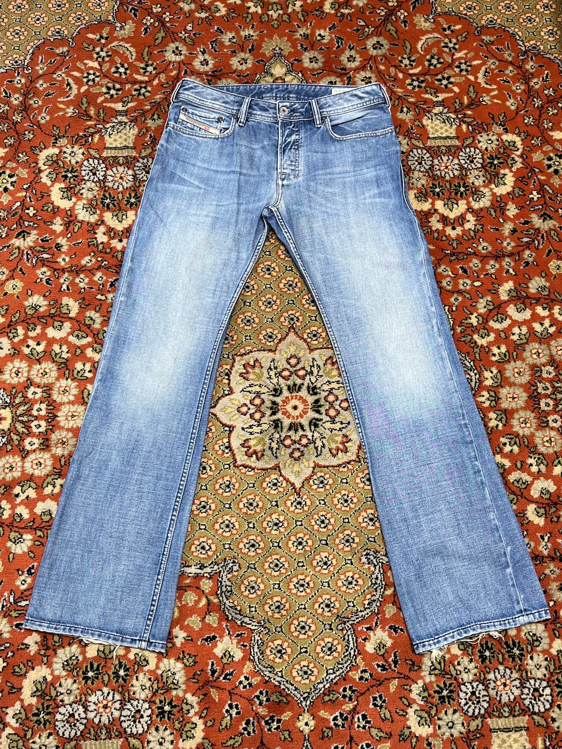 [30] 디젤 자티니 부츠컷 플레어진 데님팬츠  상품이미지1