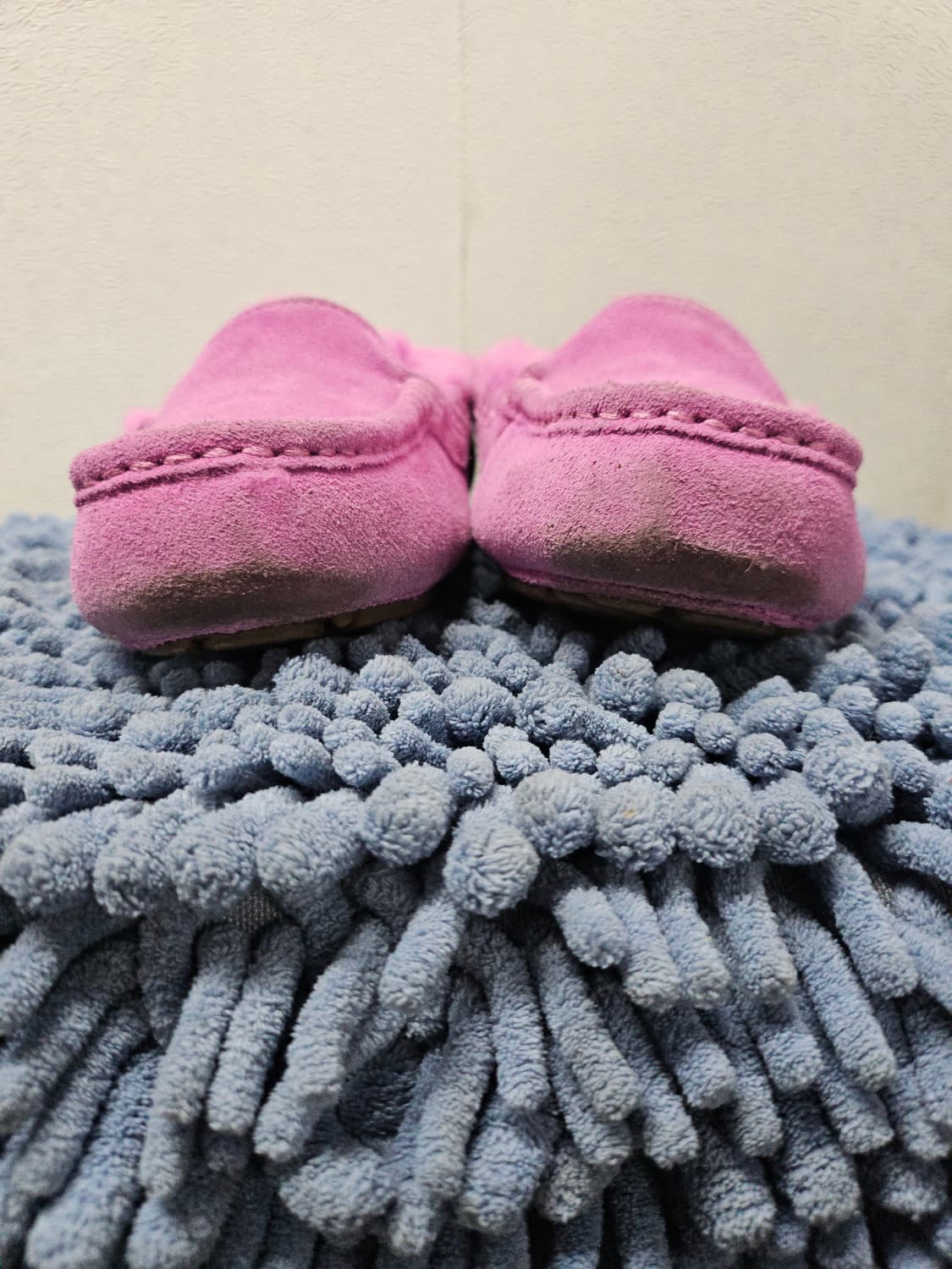 어그 모카신 UGG 슬립온    220 상품이미지5