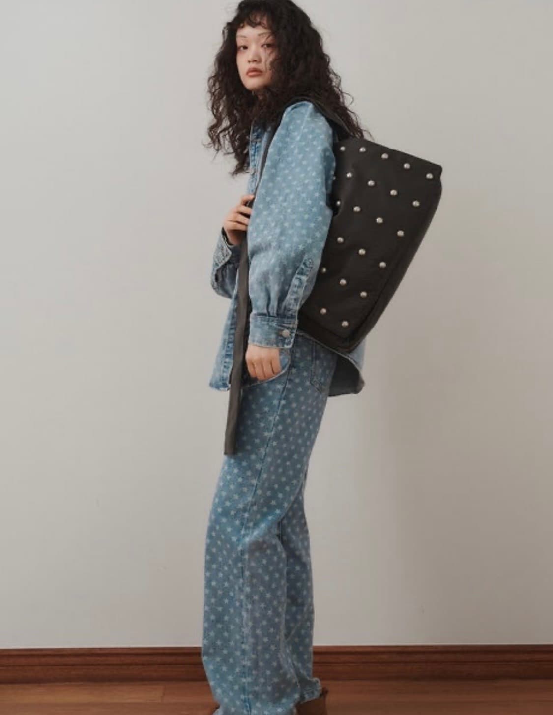 플리즈프로젝트 스터드백 상품이미지2