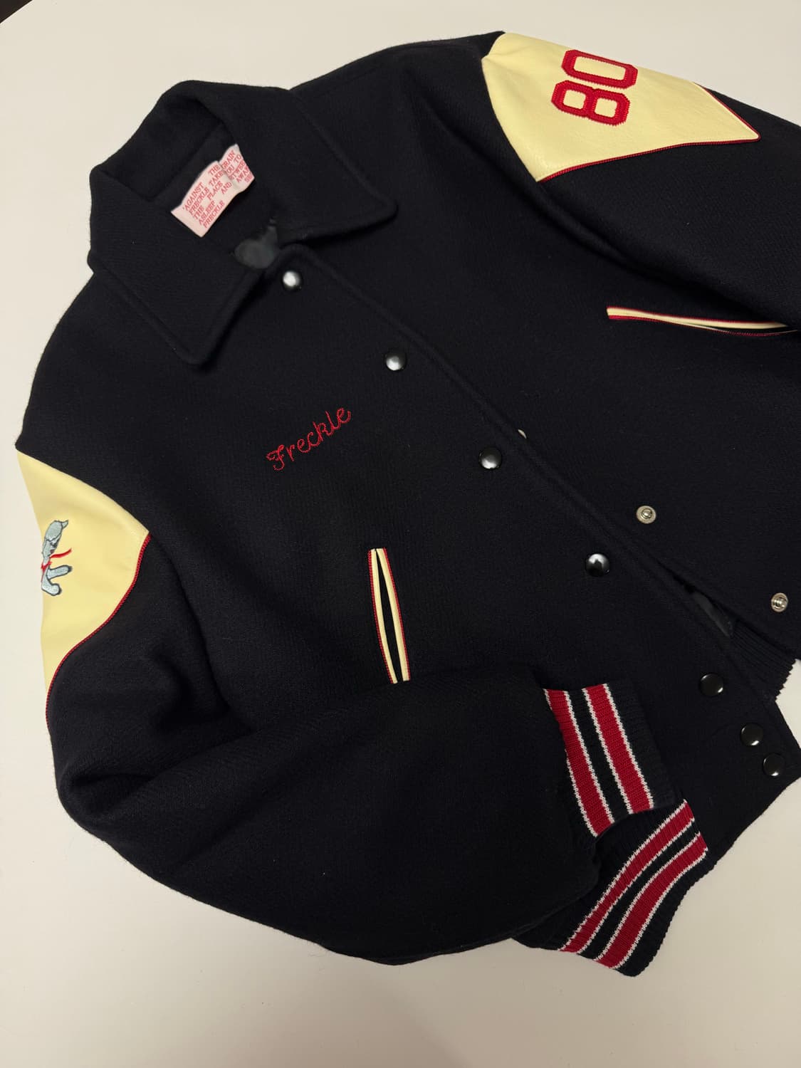 프레클 바시티 자켓 free size 상품이미지1