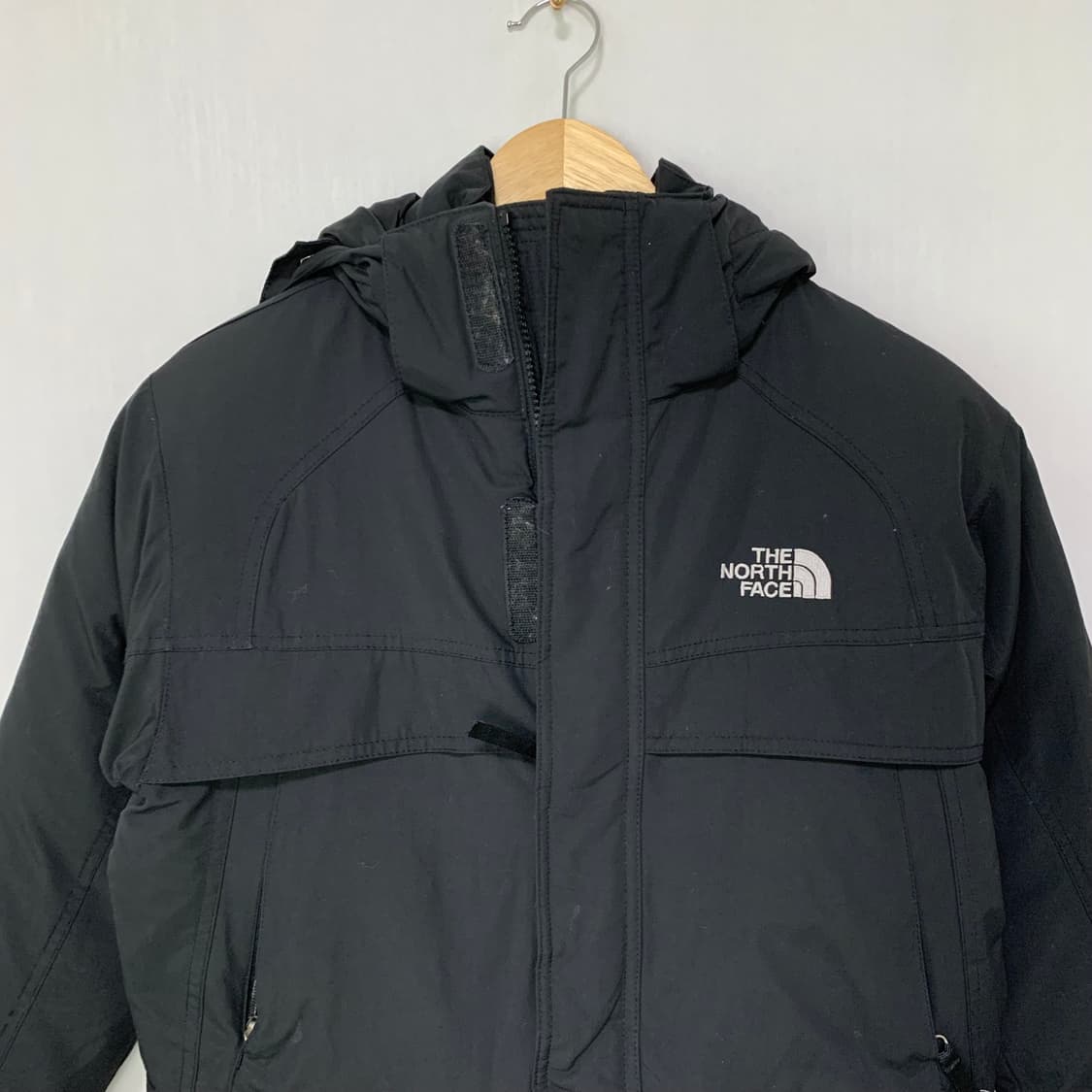 노스페이스 빈티지 블랙 후드 바람막이 패딩 자켓 상품이미지2