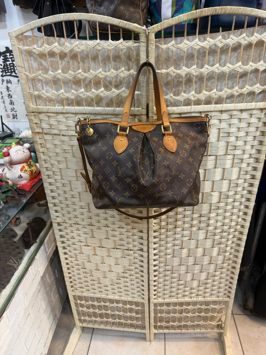 정품 루이비통 팔레모백 팝니다 상품이미지1