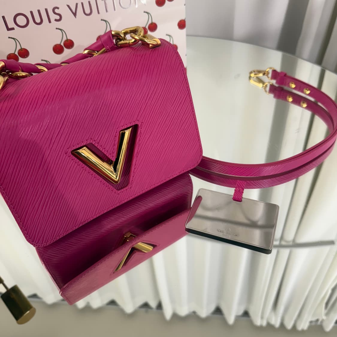 루이비통 에피 트위스트 백 상품이미지9