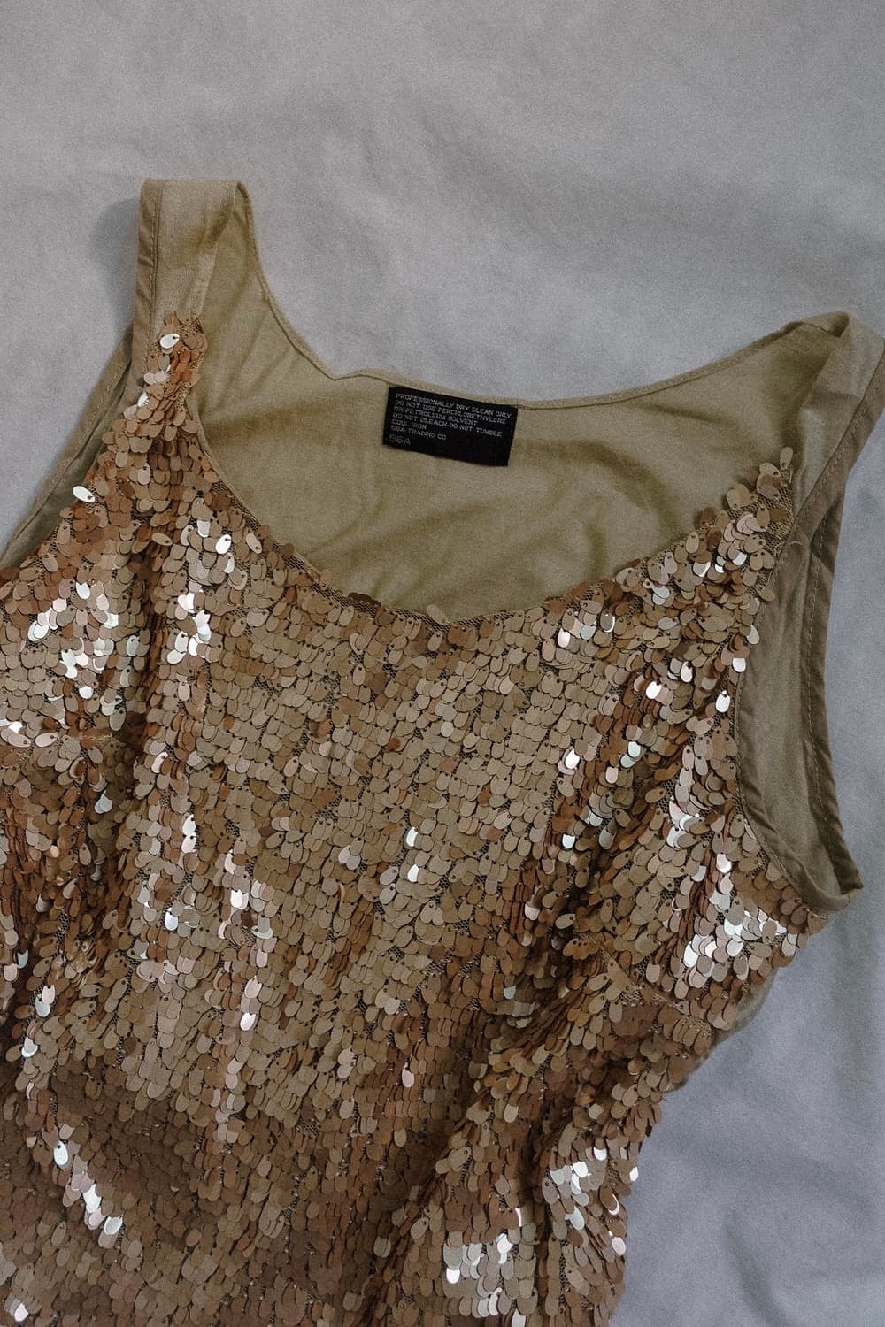 delulu sequin sleeveless 상품이미지4