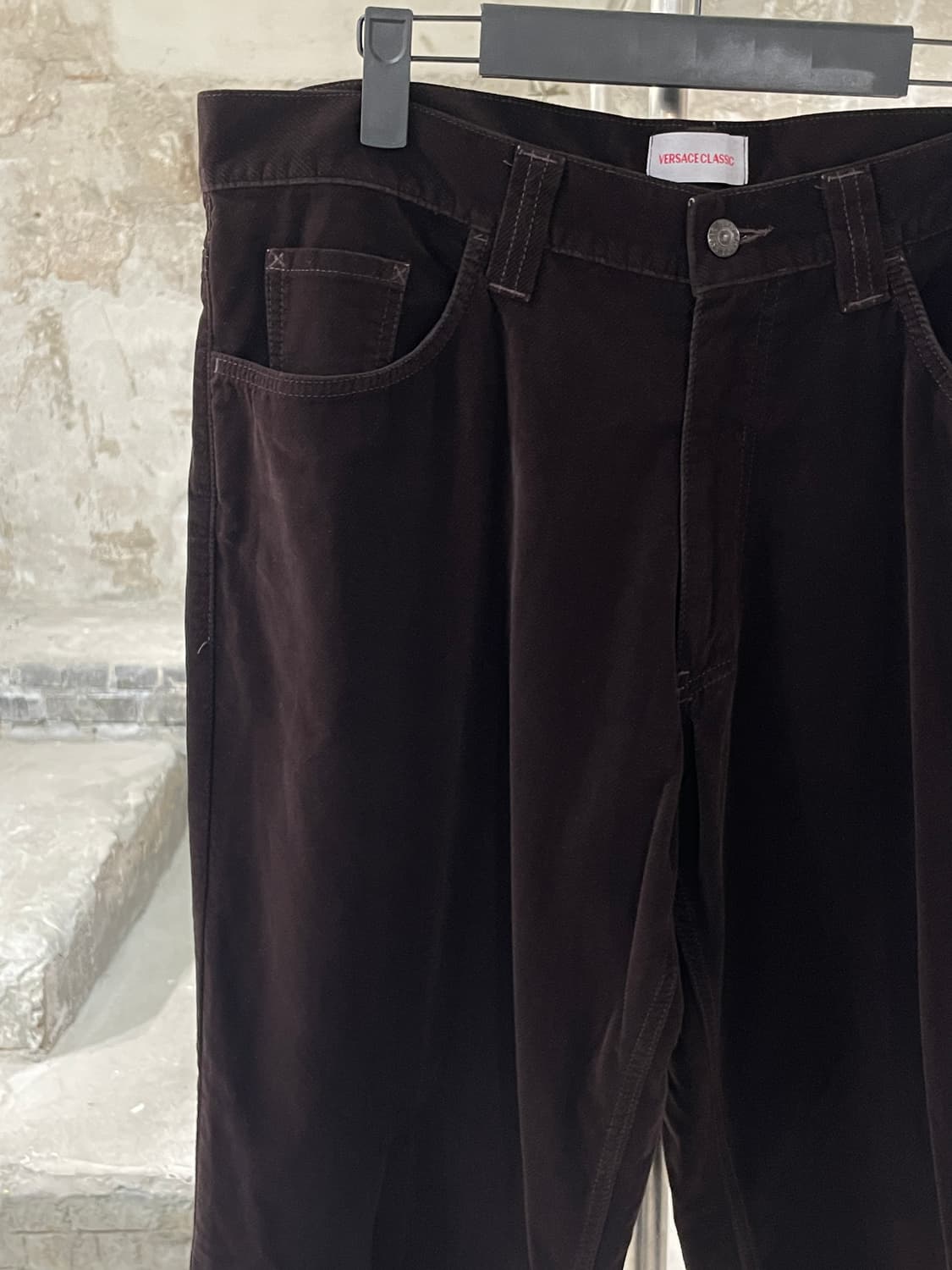 베르사체 클래식 다크 브라운 코듀로이 팬츠 상품이미지2