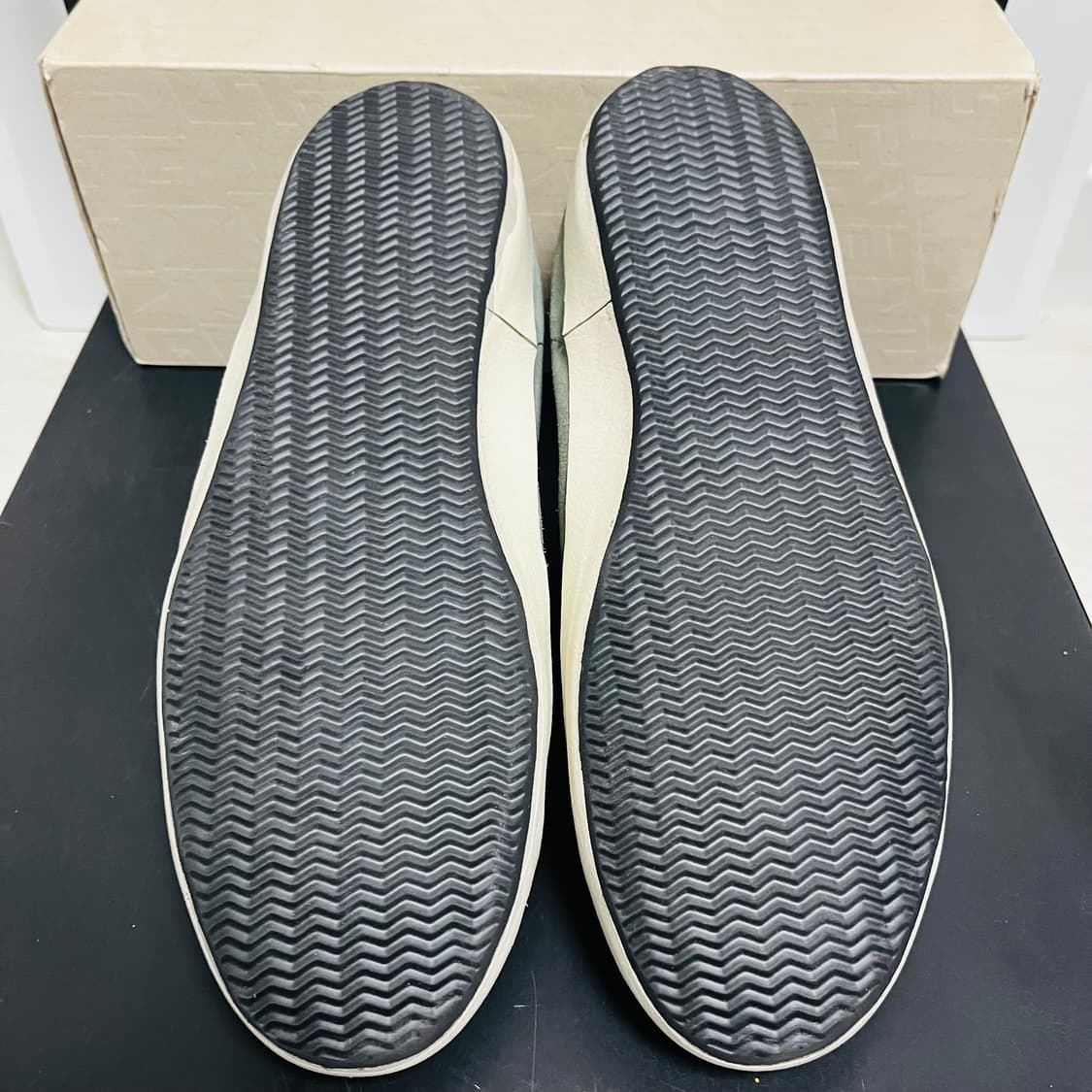 정품 41) 골든구스 그린 누벅  스니커즈 265~270 상품이미지5