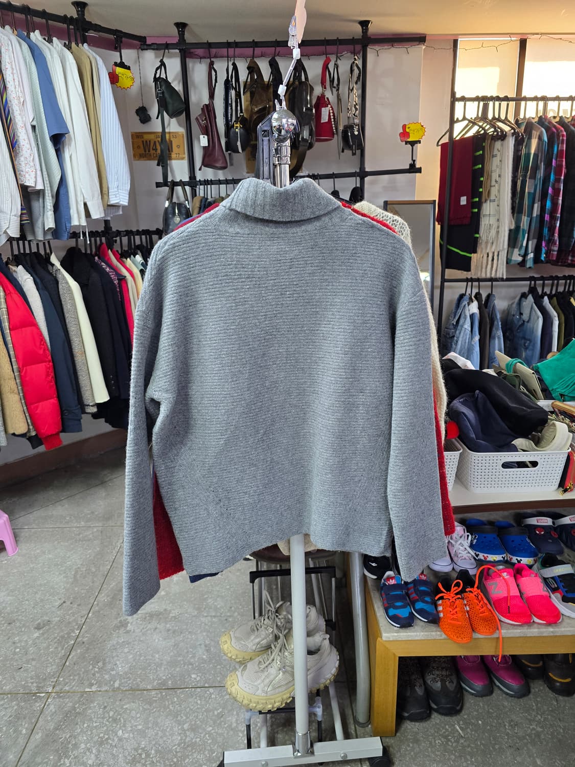 스타일배네통 회색 목폴라 니트스웨터 (1272) 상품이미지2