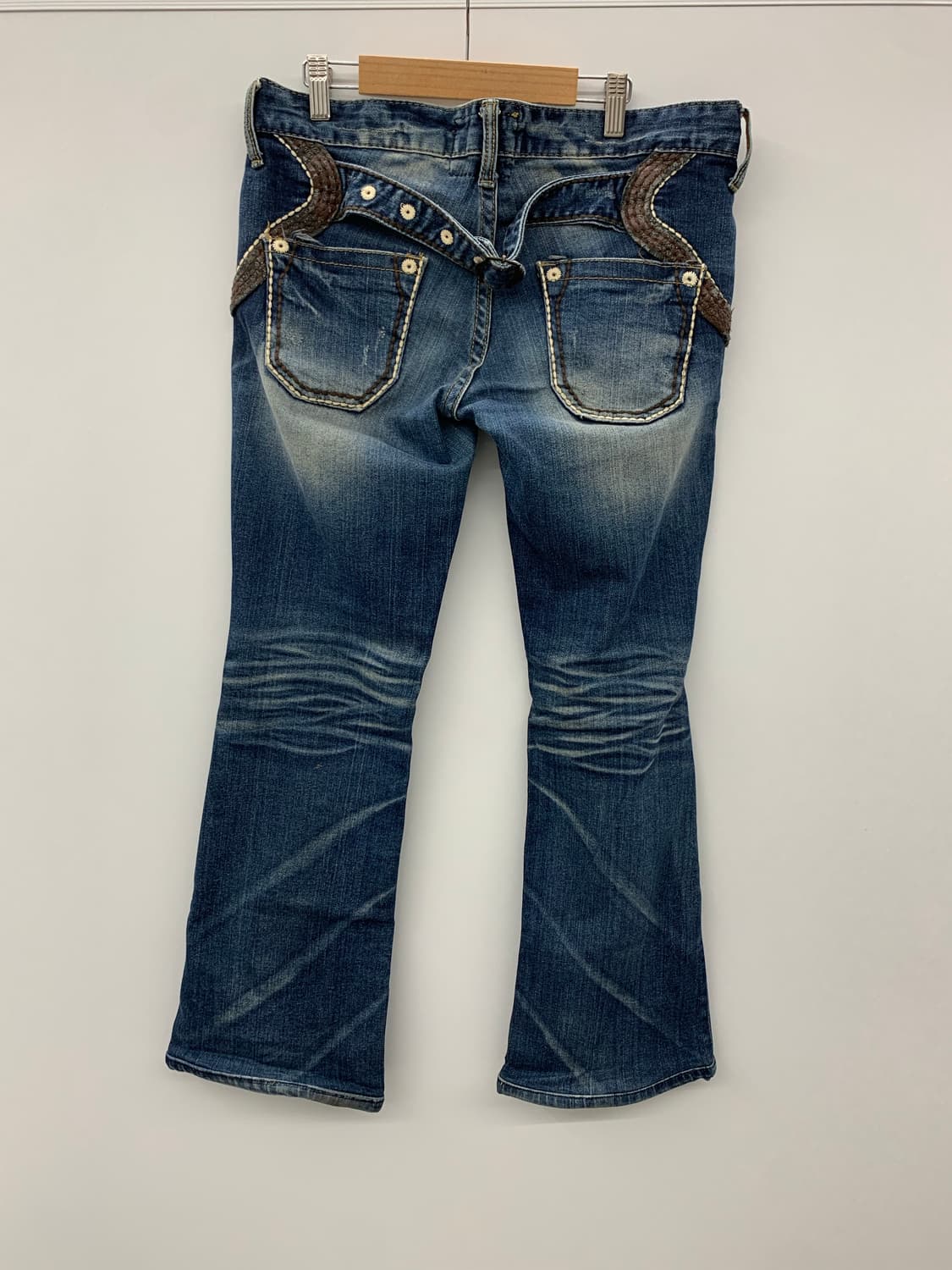 Lolita jeans 레더 디테일 로우라이즈 팬츠 상품이미지6