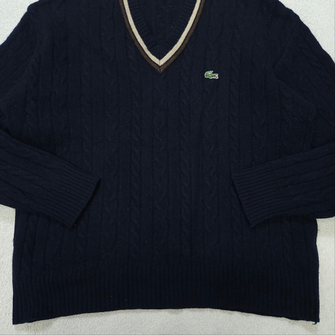 라코스테 브이넥 케이블 니트 100 상품이미지4