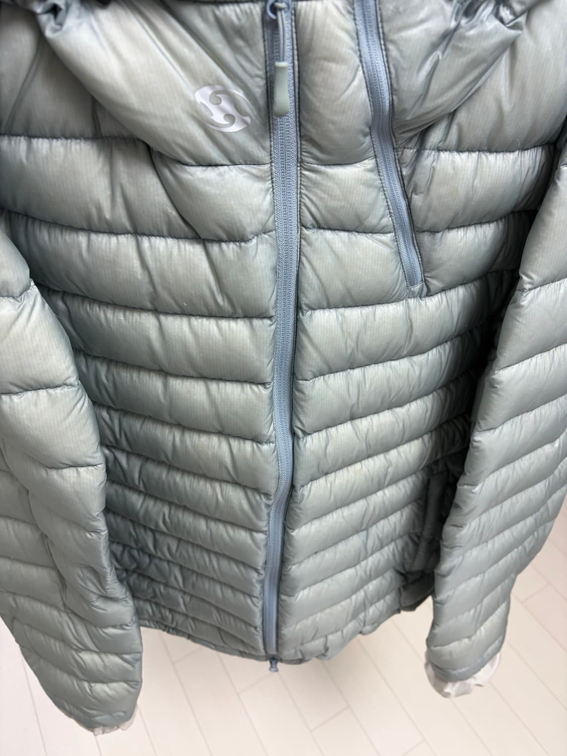 (상태s급) 산산기어 서피스푸퍼재킷 24FW 3사이즈 상품이미지5