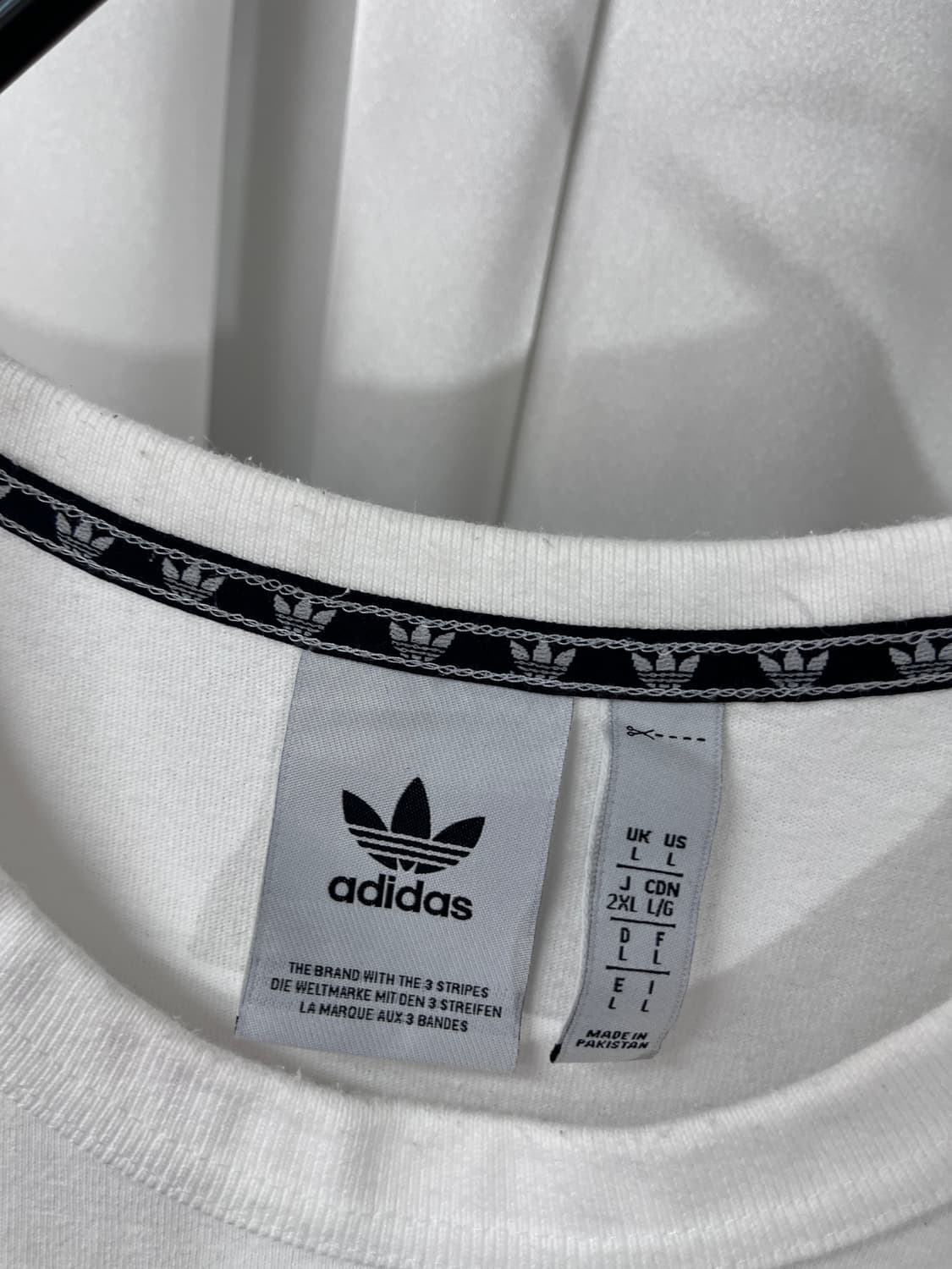 adidas  상품이미지4