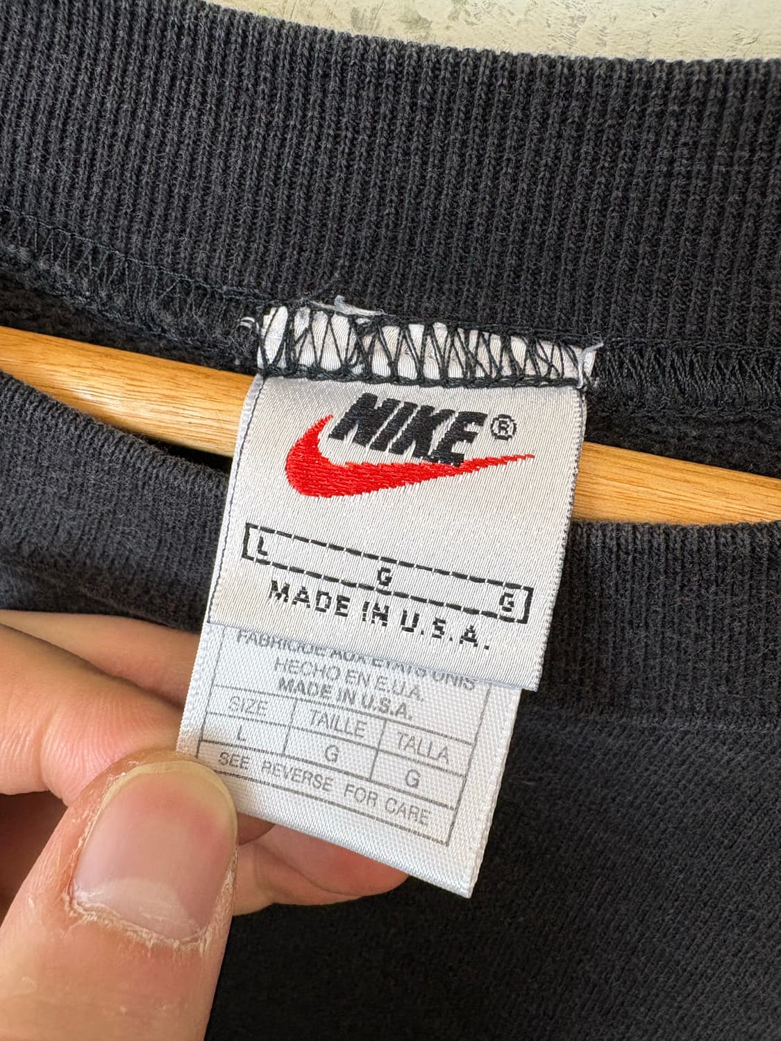 나이키 90s 빈티지 USA 스우시 스웻셔츠 블랙 상품이미지5