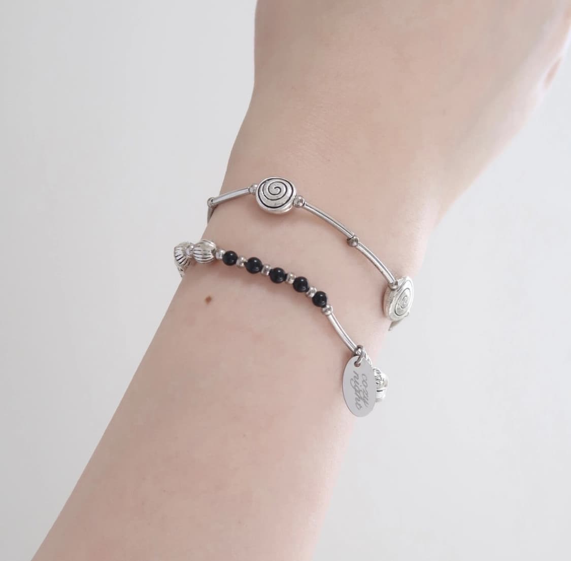 821웹서비스 spin circle bracelet 상품이미지2