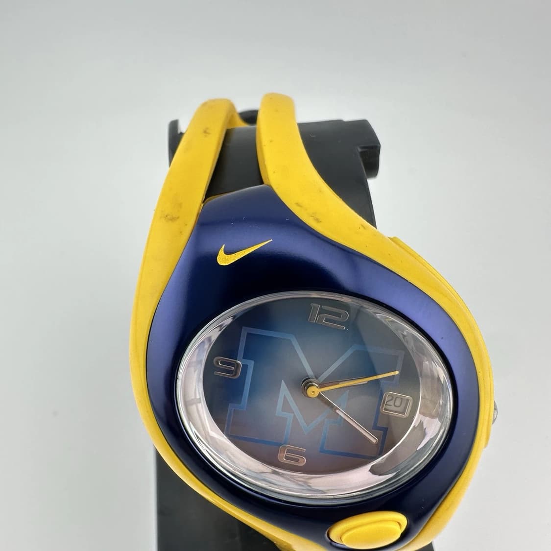 나이키 트라이액스 마이애미 팀 아날로그 시계 상품이미지3
