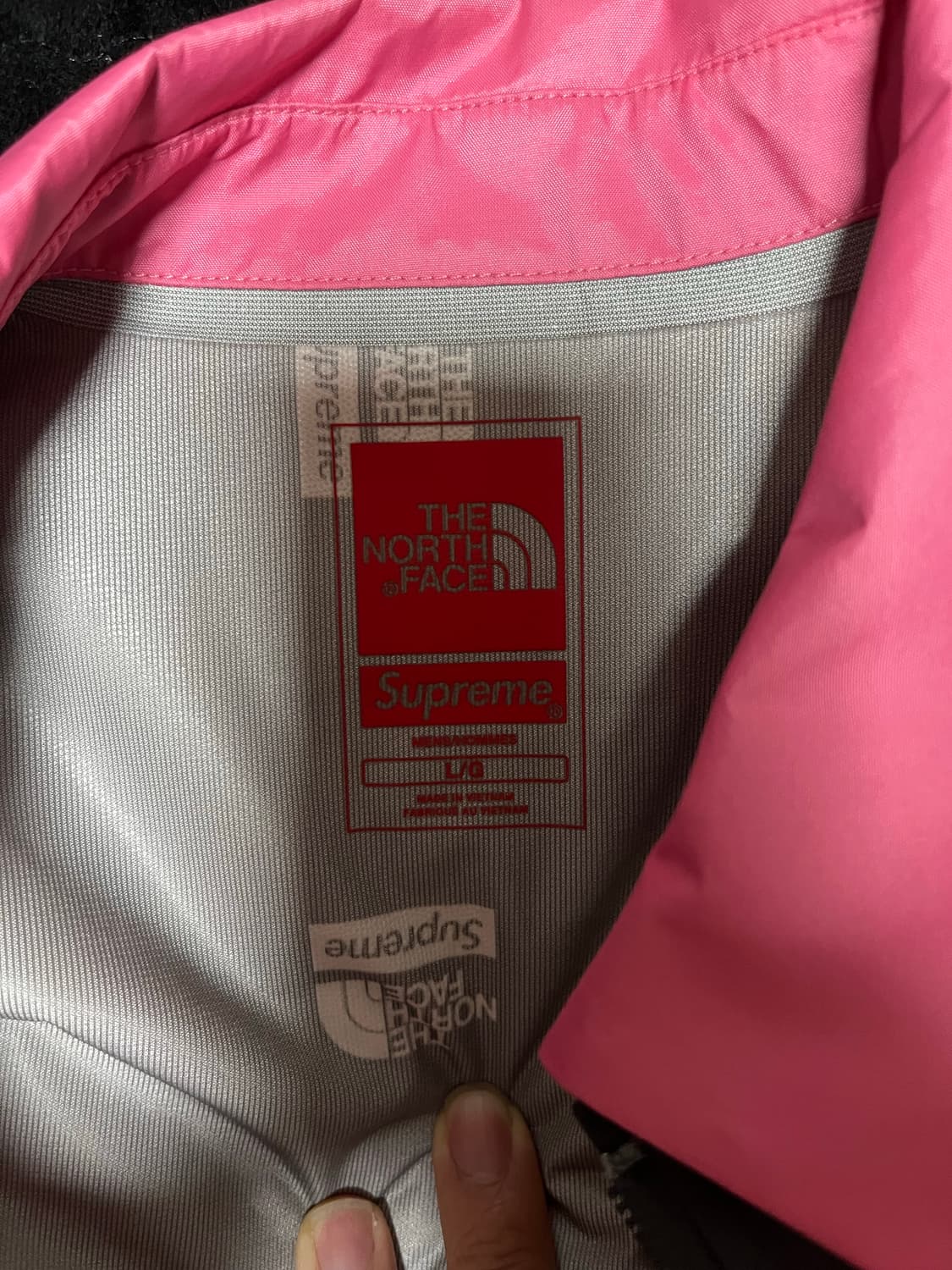 [L] 슈프림 x 노스페이스 21SS 서밋 테이프 심 코치 자켓 핑크 상품이미지2