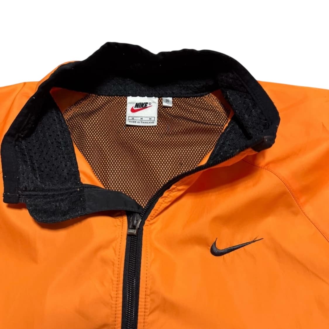 나이키 스몰로고 바람막이 상품이미지2