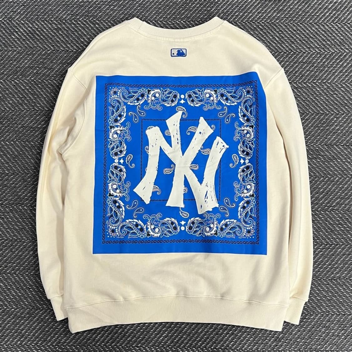 mlb 백프린팅 맨투맨 v1081 상품이미지2