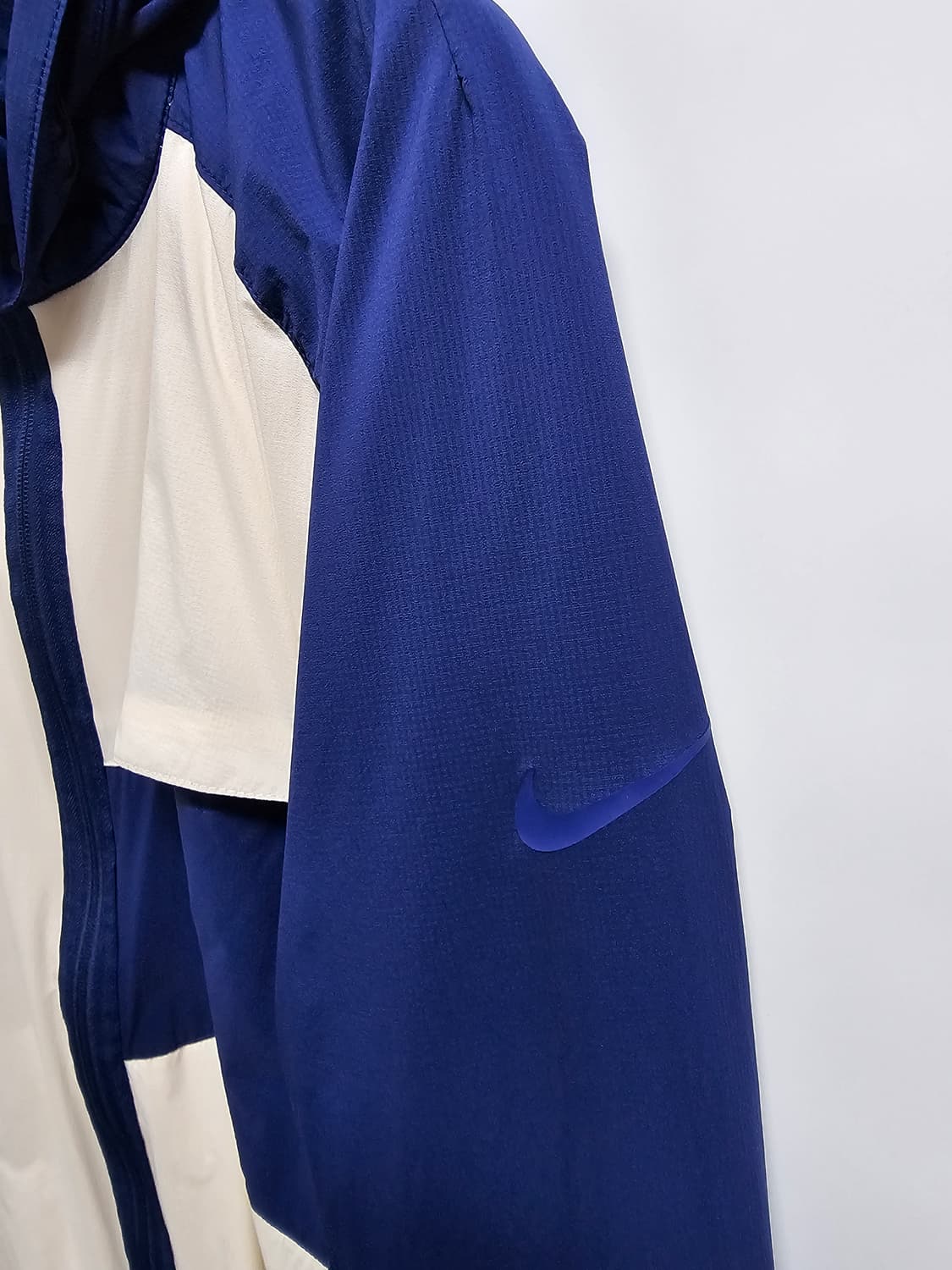 나이키 쉴드 바람막이 XL 상품이미지3