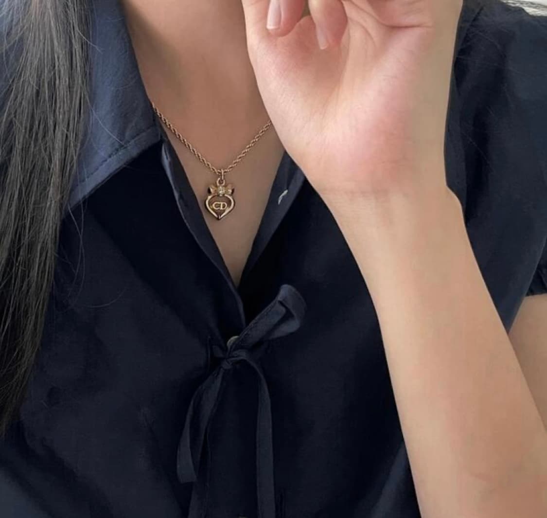 디올목걸이(정품,희귀) 상품이미지1