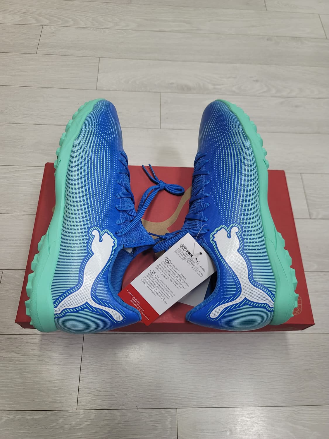 (285)푸마 풋살화 퓨처 7 플레이 TT[대전 직거래도 가능] 상품이미지1