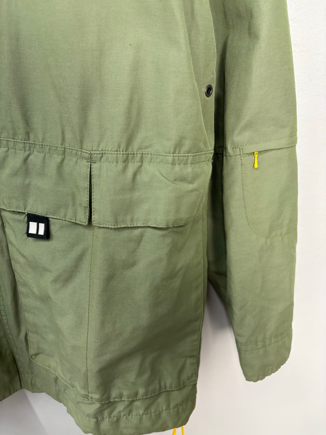 나이키 빈티지 윈드브레이커 카키 자켓 A3371 상품이미지3