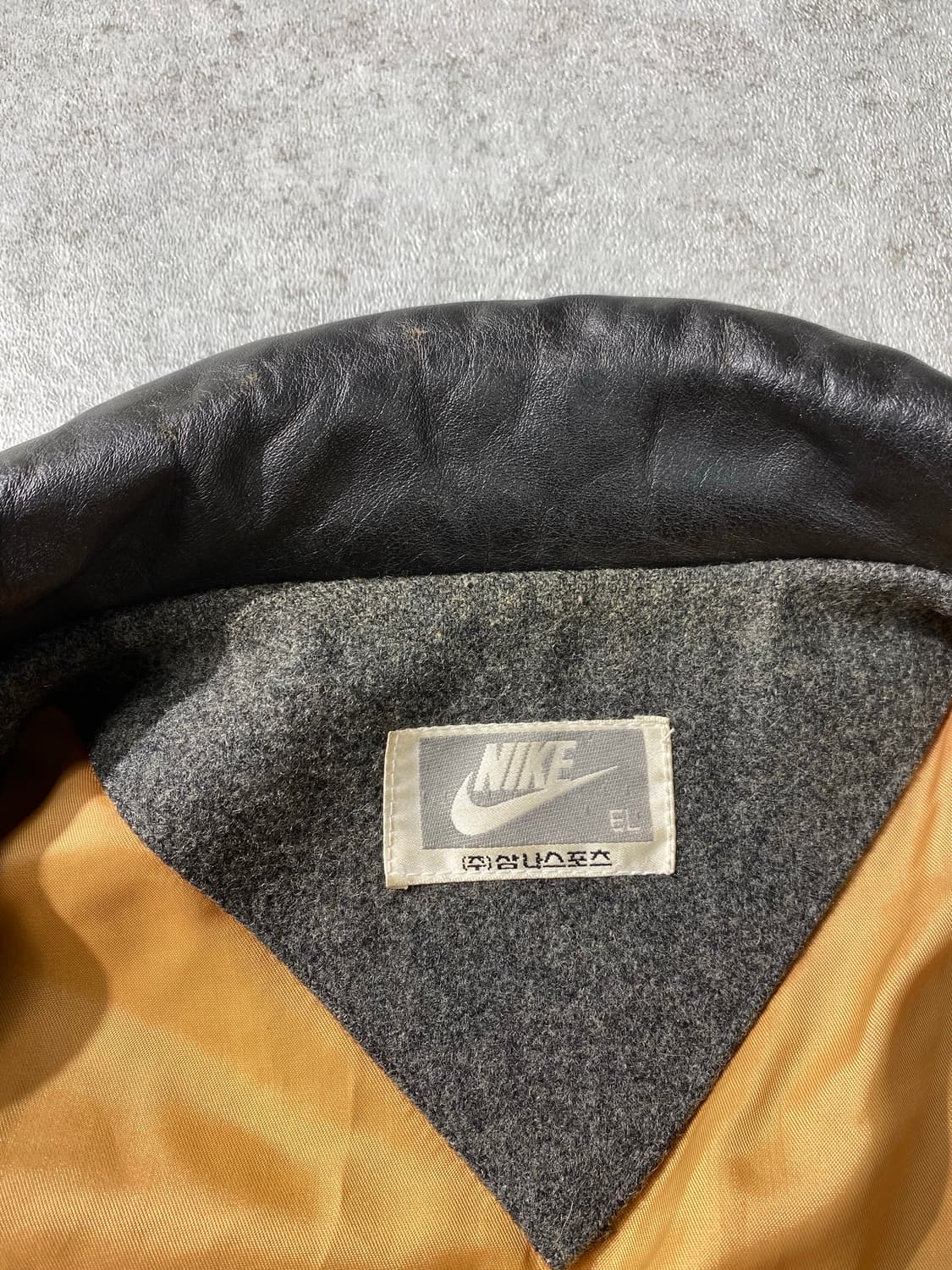 [L-XL] 90s Nike 나이키 디스트레스드 울 레더 바시티자켓 상품이미지8