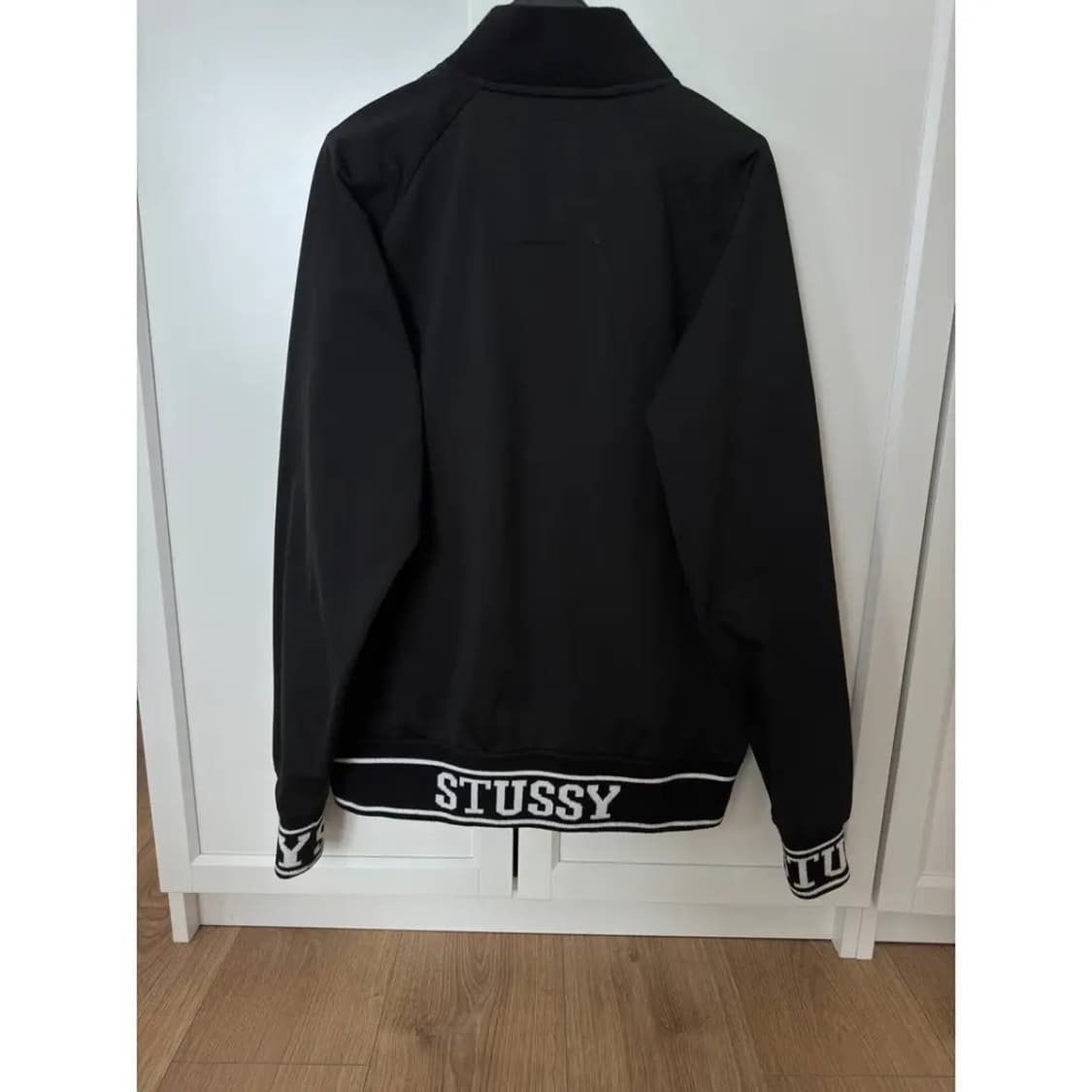 Stussy 2000s bomber jacket 상품이미지3