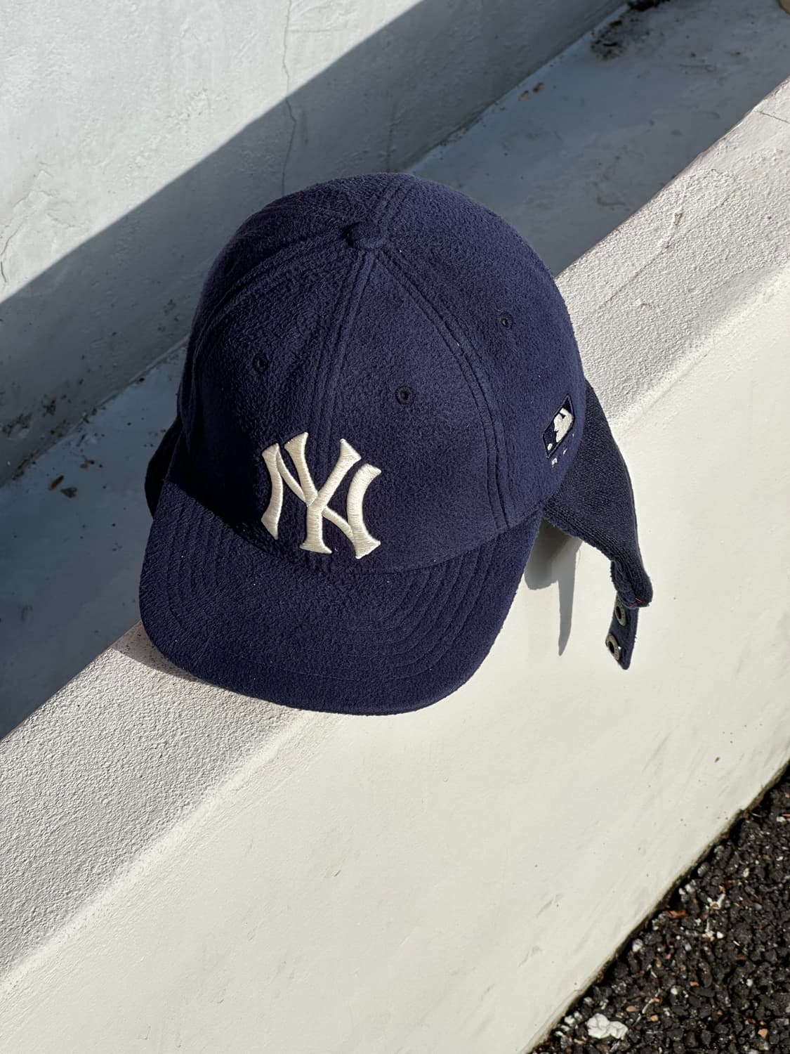 [F] MLB 엠엘비 뉴욕 양키스 네이비 플리스 트래퍼 볼캡 모자 상품이미지1