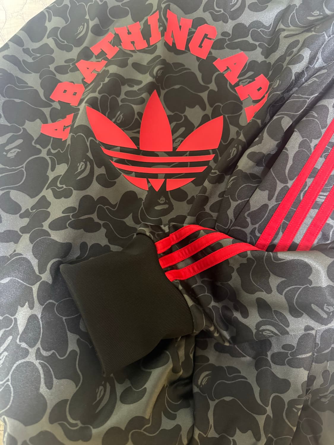 아디다스 x 베이프 올오버 프린트 트랙 탑 블랙 US M 상품이미지7