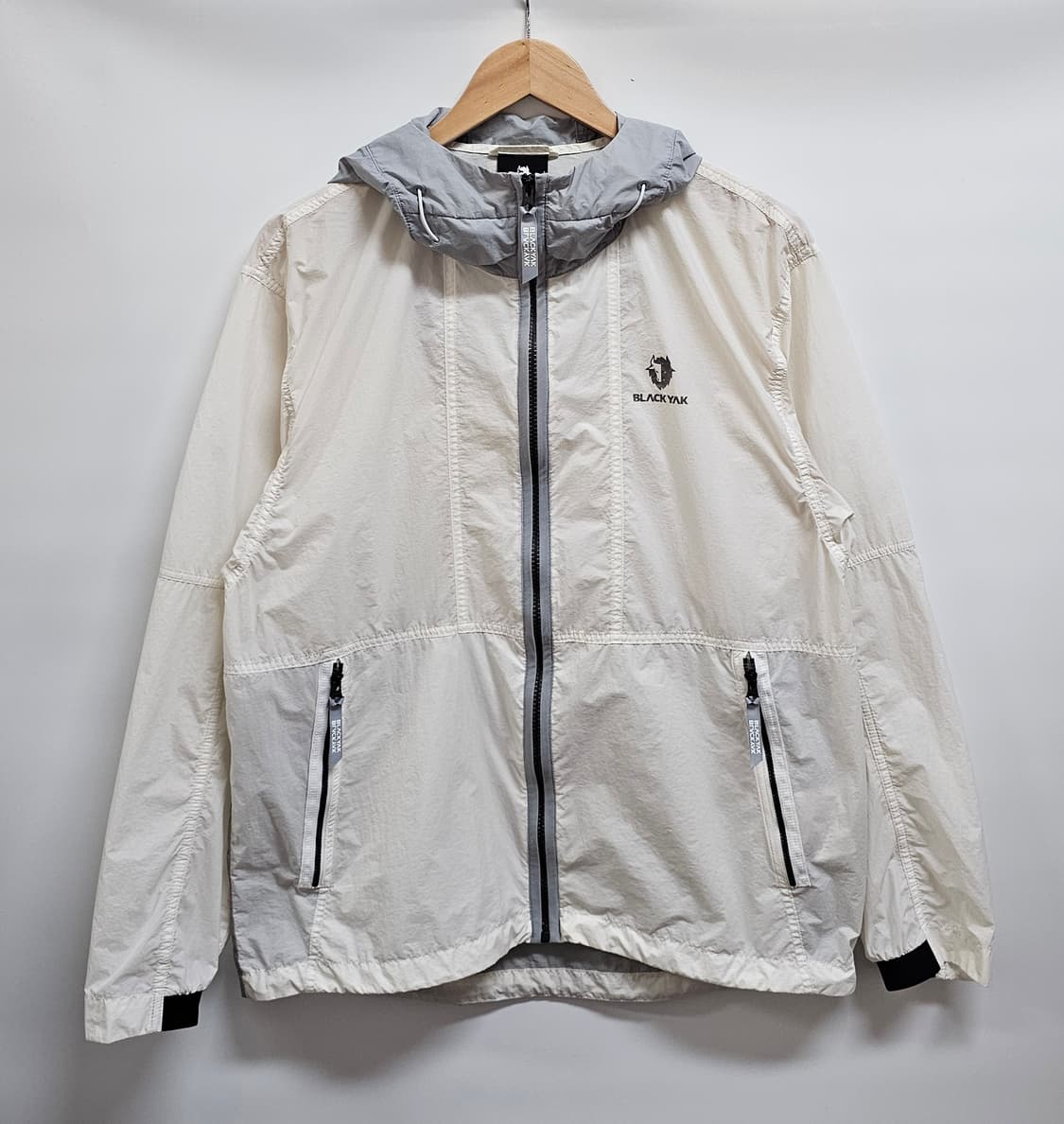 블랙야크 바람막이 후드자켓 95 상품이미지1