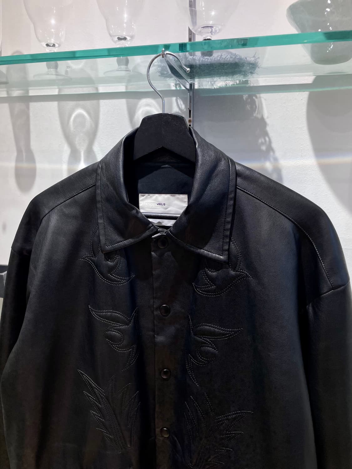 토가 비릴리스 fake leather jacket 상품이미지3
