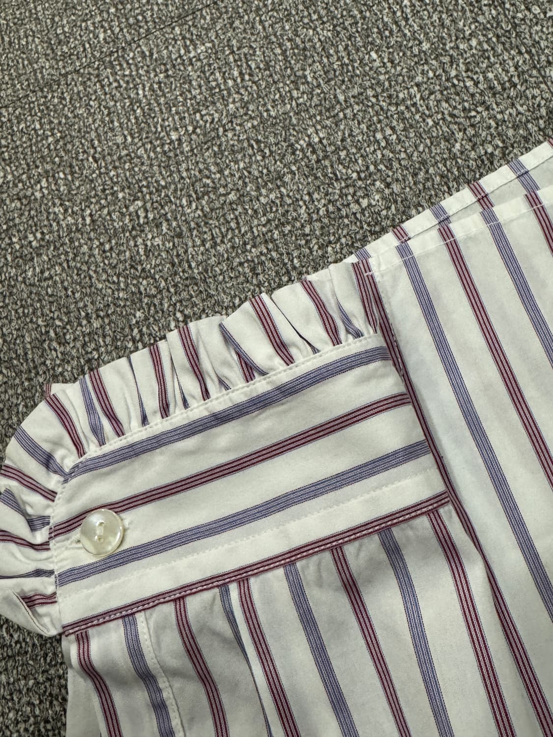 구찌 러플 스트라이프 셔츠 48 상품이미지4